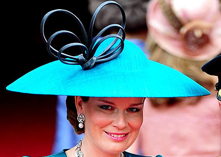 Királyi esküvő: a világ legnagyobb kalap bemutatója - ujdonsagok -