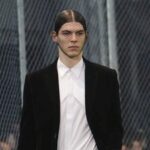 Magyar modell nyitotta meg a Givenchy show-t Párizsban