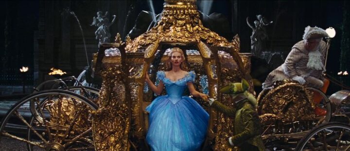 Oscar díjas tervező készítette a Cinderella jelmezeit - minden-mas, jelmez -