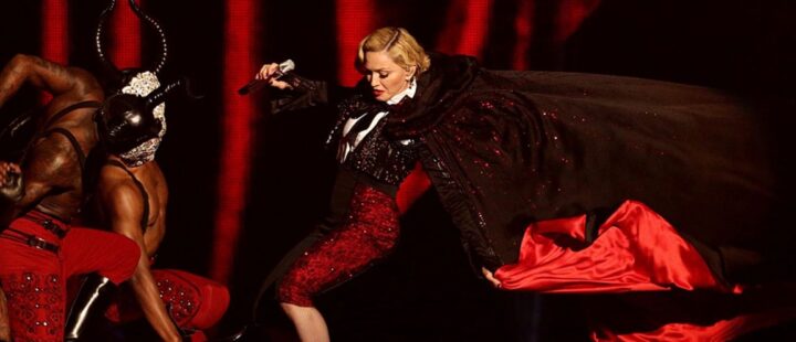 Kinek a hibája okozta Madonna esését a Brit Awards-on? - jelmezeksztarok, sztar-hirek, minden-mas -