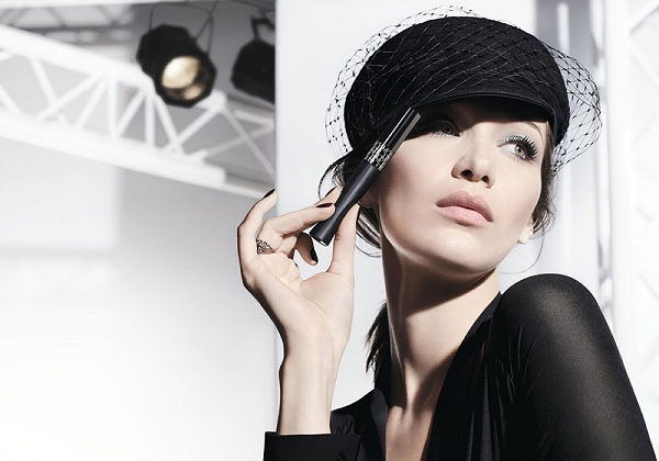 Bella Hadid a Dior Makeup arcaként tündököl - smink-2, beauty-szepsegapolas -
