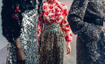 Így készültek Chanel Haute Couture FW 2019-20 kollekciójának darabjai - oszi-es-teli-divat, ujdonsagok -