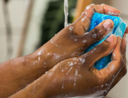Minden, amit tudni érdemes a szappanról és a kézmosásról - testapolas-2, beauty-szepsegapolas -
