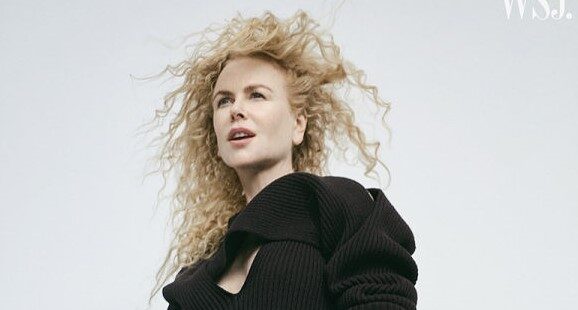 Nicole Kidman furcsa divatanyagban pózol - ujdonsagok -