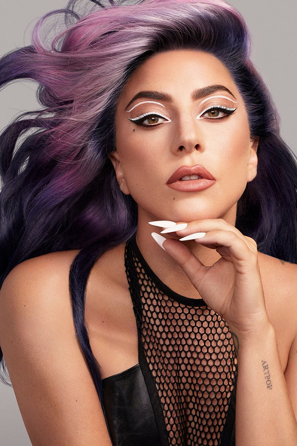 Lady Gaga fantasztikusan fest smink márkájának új kampányában - smink-2, beauty-szepsegapolas -