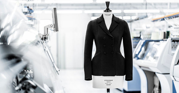 Kötött változatban is elkészült Christian Dior ikonikus Bar kabátja - oszi-es-teli-divat, ujdonsagok -