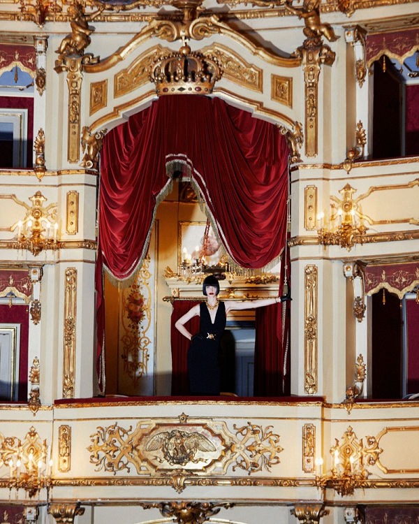 Bál van az Operában - Versace módra - ujdonsagok - Versace Teatro 2022